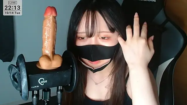 R18onesanASMR online show from October 14, 1:14 pm