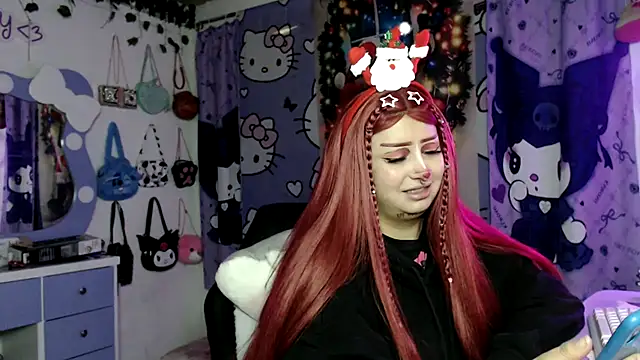 lussyevans24 online show from December 15, 7:13 am