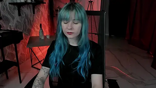 LexiWenford online show from October 4, 5:57 am