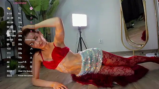 OmeliaDior online show from January 8, 2:54 pm