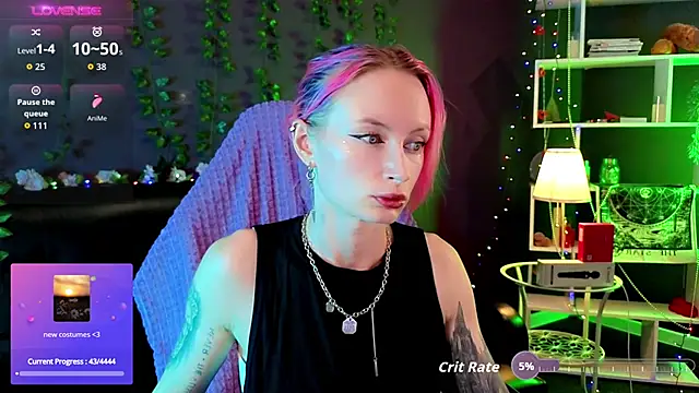 Snapshot of _HelenCarter chatting on October 10, 8:14 pm HelenCarter online show from October 10, 8:14 pm