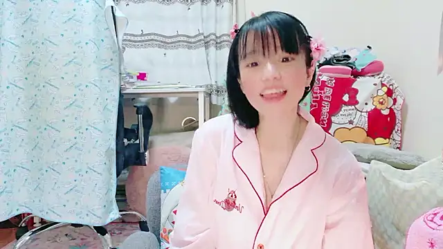 Snapshot of renapiyon8182 chatting on September 12, 6:59 pm renapiyon8182 online show from September 12, 6:59 pm