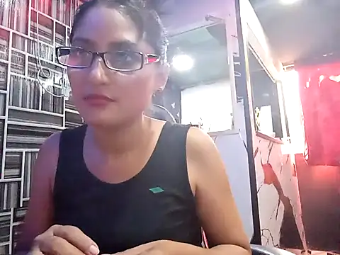 Snapshot of JanethPowell chatting on September 11, 8:09 pm JanethPowell online show from September 11, 8:09 pm