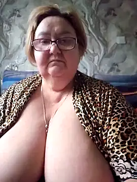 Awn290668 online show from November 28, 7:55 am