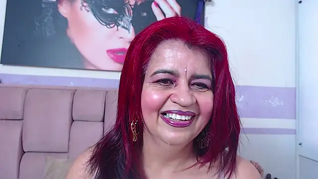 Snapshot of RoxetteMature chatting on September 23, 12:25 pm RoxetteMature online show from September 23, 12:25 pm