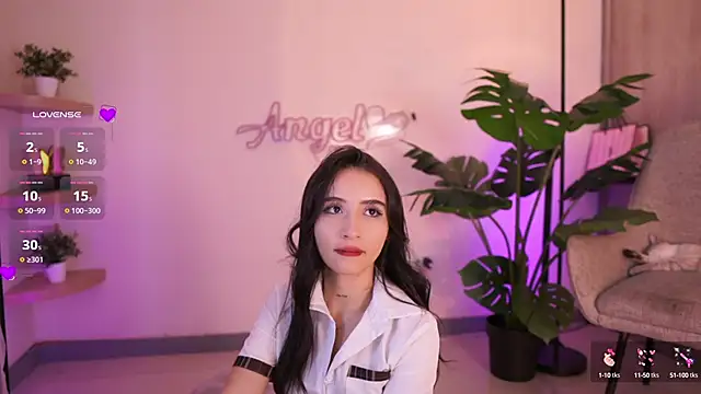 Angeeel  online show from September 18, 2:54 am