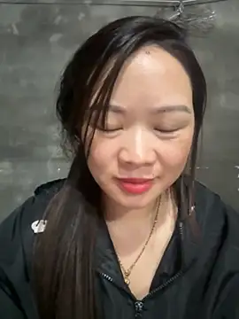Snapshot of Hellen_111 chatting on October 5, 12:32 pm Hellen 111 online show from October 5, 12:32 pm