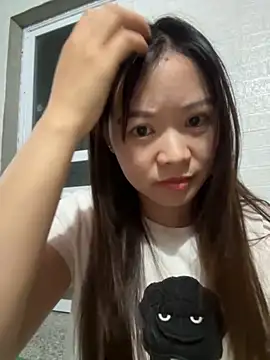 Snapshot of Hellen_111 chatting on October 10, 10:42 am Hellen 111 online show from October 10, 10:42 am