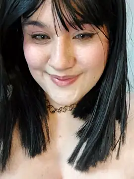 ItsNaiixa online show from October 5, 10:48 pm