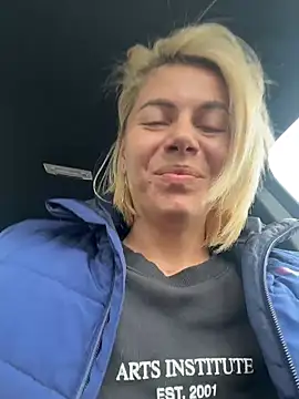 tanyagrey online show from March 30, 8:47 am