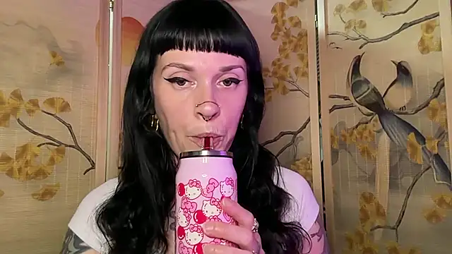 Marcelinegoddess online show from May 23, 3:49 am
