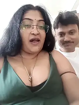 Snapshot of LAVERNIYA_ chatting on September 16, 12:02 pm LAVERNIYA online show from September 16, 12:02 pm