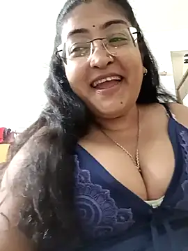 Snapshot of LAVERNIYA_ chatting on September 14, 7:34 pm LAVERNIYA online show from September 14, 7:34 pm