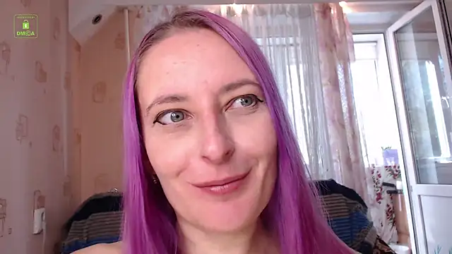 OmeliaEffect online show from September 27, 9:38 am