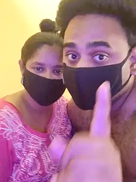 IND COUPLE1 online show from May 6, 8:18 am
