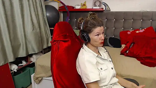 Snapshot of kellyterapy chatting on October 11, 6:32 pm kellyterapy online show from October 11, 6:32 pm