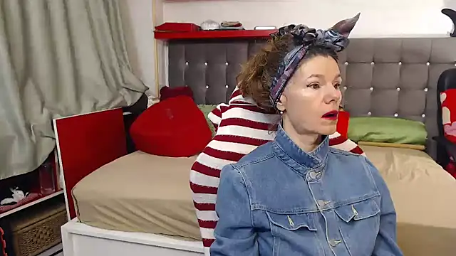 kellyterapy online show from December 5, 5:51 am