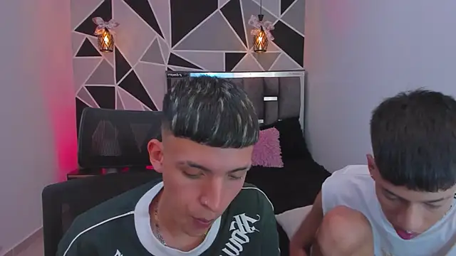 Juan Nd Steven online show from February 10, 11:52 pm