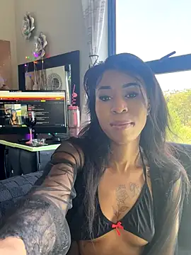 Snapshot of Dime-__ chatting on October 23, 10:43 am Dime- online show from October 23, 10:43 am