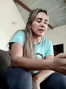 Isabel23zr online show from September 22, 9:57 pm