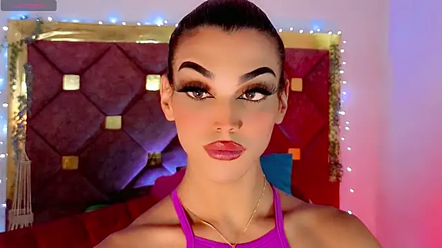 the-horus-girl online show from April 1, 9:01 pm