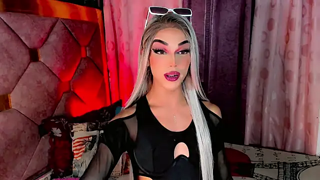 the-horus-girl online show from February 10, 8:06 am