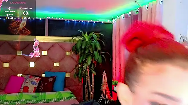 the-horus-girl online show from March 15, 6:37 am