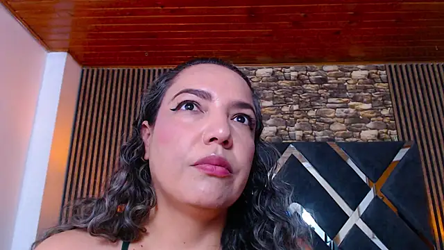 marie hss online show from September 26, 8:50 pm