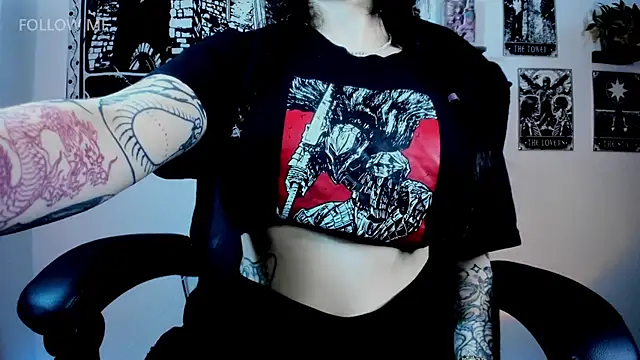 Demongirl6666 online show from December 16, 7:20 pm