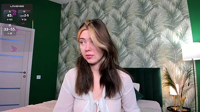 Vanessa Walters online show from October 10, 3:33 am