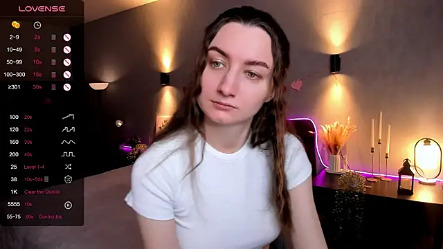 annacooleman online show from April 8, 2:24 am