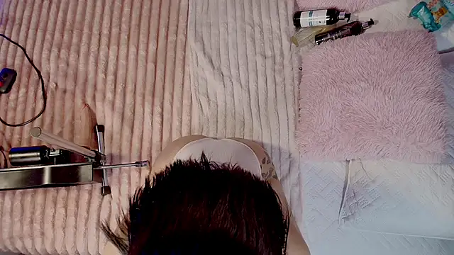 Maya Bluee online show from March 15, 4:47 am