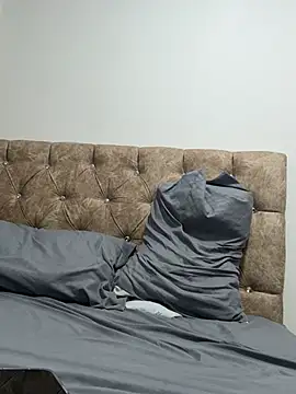 mia cooper 24 online show from March 17, 5:44 am