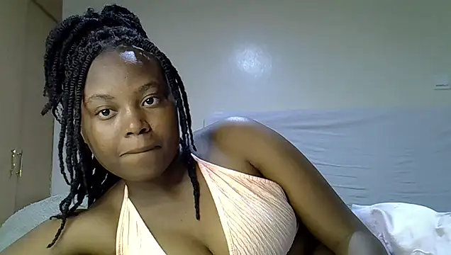 Snapshot of Sexxyann chatting on October 19, 7:38 pm Sexxyann online show from October 19, 7:38 pm
