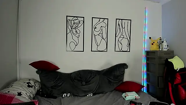 RubyPirsso18 online show from March 27, 8:09 pm