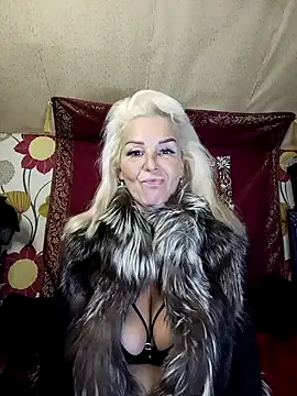 CassandraSandra44 online show from November 14, 5:18 am