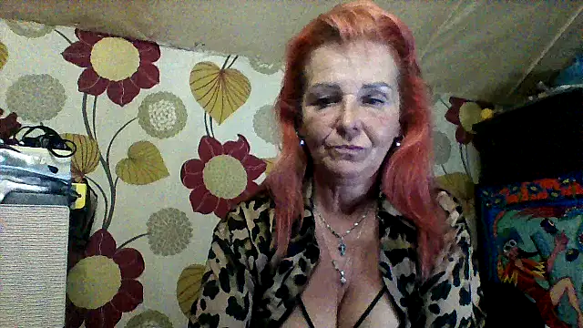 CassandraSandra44 online show from March 26, 4:42 pm