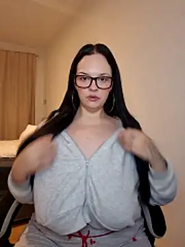 Jujuicy 97 online show from February 5, 4:15 am