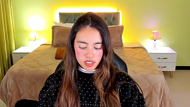  Charlotte evans 1 online show from September 18, 11:36 pm