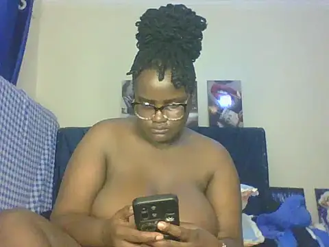 Snapshot of BIIG_MELONS chatting on October 23, 4:29 am BIIG MELONS online show from October 23, 4:29 am