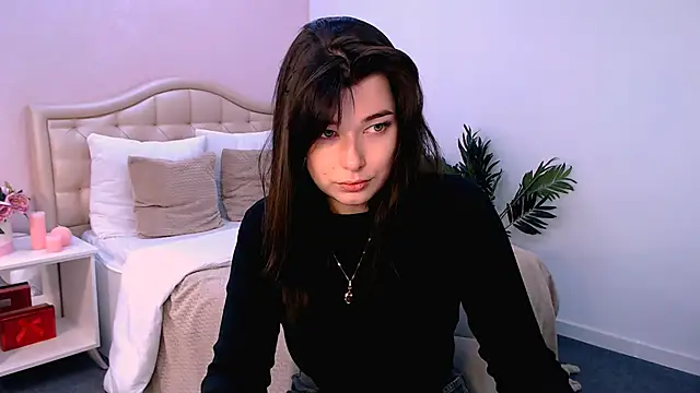  Sun Shy  online show from November 27, 9:12 am