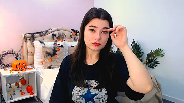  Sun Shy  online show from November 4, 1:27 pm