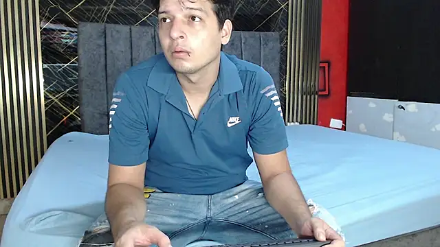 FerneyManti online show from March 19, 1:48 pm