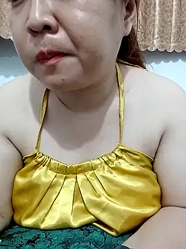 VyOanh2K online show from April 11, 4:10 pm