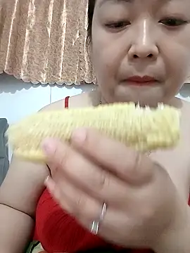 VyOanh2K online show from September 23, 2:15 pm