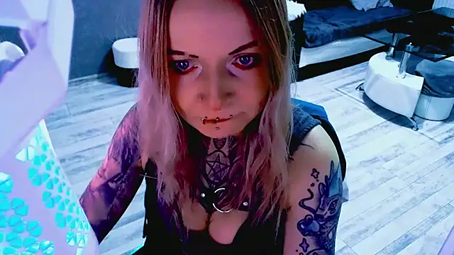 InesGold online show from February 5, 4:21 pm