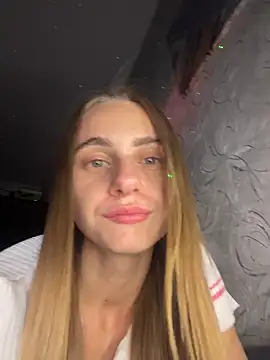 GraceTorrez online show from September 22, 8:07 pm