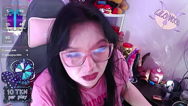 LiloMoon69 online show from January 5, 5:27 pm