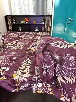 sexy-mohini online show from April 18, 7:07 pm