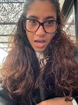 ValeriEvan online show from December 1, 8:55 pm